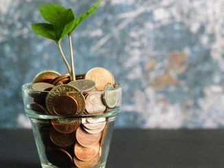 Sposób na drożyznę? Stabilna praca w pewnym sektorze