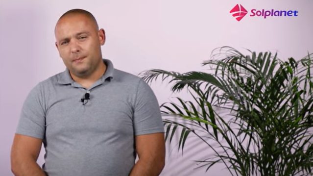 Wystartował nowy kanał dla instalatorów fotowoltaiki “Mariusz, pomóż!”