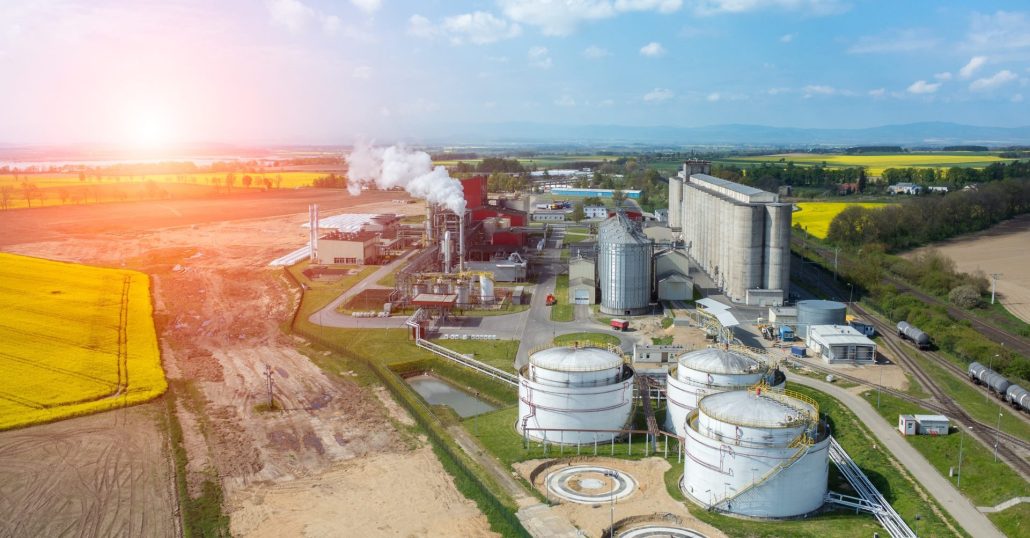 Główne koncerny naftowe inwestują 8 razy więcej w biopaliwa niż w wodór Główne koncerny naftowe inwestują 8 razy więcej w biopaliwa niż w wodór