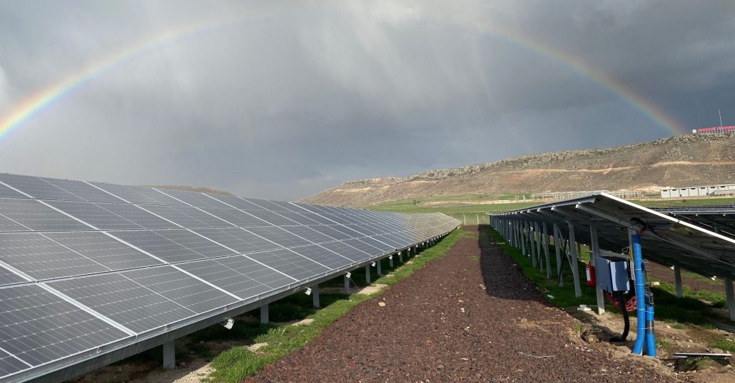 Falowniki Solplanet sercem ogromnej instalacji fotowoltaicznej w Turcji