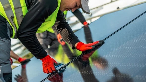 Korzystniejsza fotowotaika. TAURON wspiera efektywność energetyczną