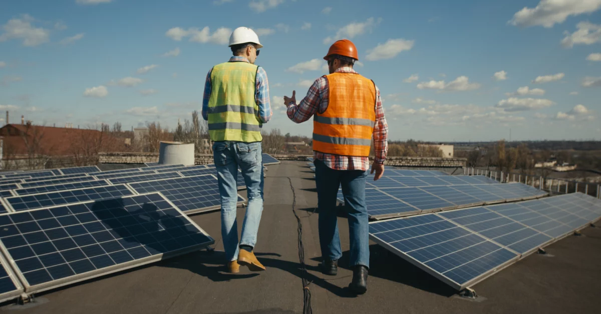 Fotowoltaika na płaskim dachu – czy to dobry pomysł? 2 fotowoltaika na plaskim dachu 2