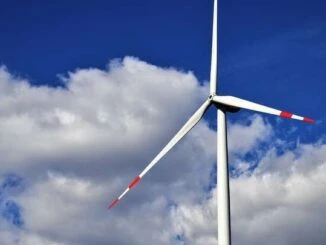 Energa sprzedaje coraz więcej energii elektrycznej z OZE