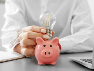 10 Sposobów na Oszczędzanie Prądu w Domu
