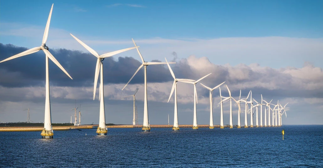 Wiatraki na morzu dadzą Polsce więcej energii niż atom