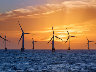 Wiatraki na morzu się opłacają: Ceny energii mogą spaść nawet o połowę