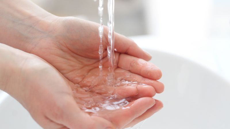 Podgrzewanie wody w domu – kocioł gazowy, pompa ciepła czy panele PVT. Które rozwiązanie wybrać?