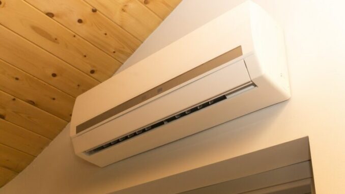Co sprawdzić przed montażem klimatyzacji w domu? Poddasze i instalacja grzewcza pod lupą